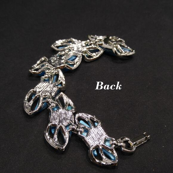 Vintage Moonglow Blue Link Bracelet, Silver Tone, 1950s - Picture 7 of 10